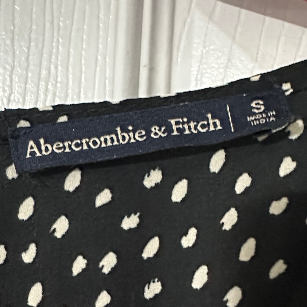 Abercrombie & Fitch Black and White Long Sleeve Dress - Picture 2 of 3